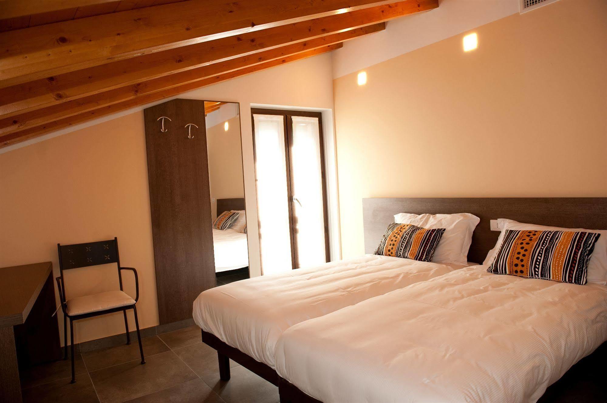 Hotel Il Mulinum Porlezza Eksteriør billede